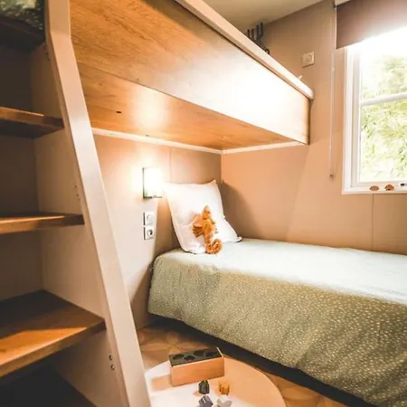 Le Kamp alanı 3*